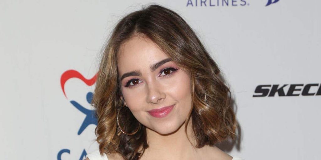 Haley Pullos Wiki Biography, age, height, net worth, boyfriend