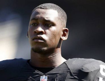 Who's NFL Aldon Smith and how old his fiancée? Wiki: Net Worth, Wife, Age & Salary
