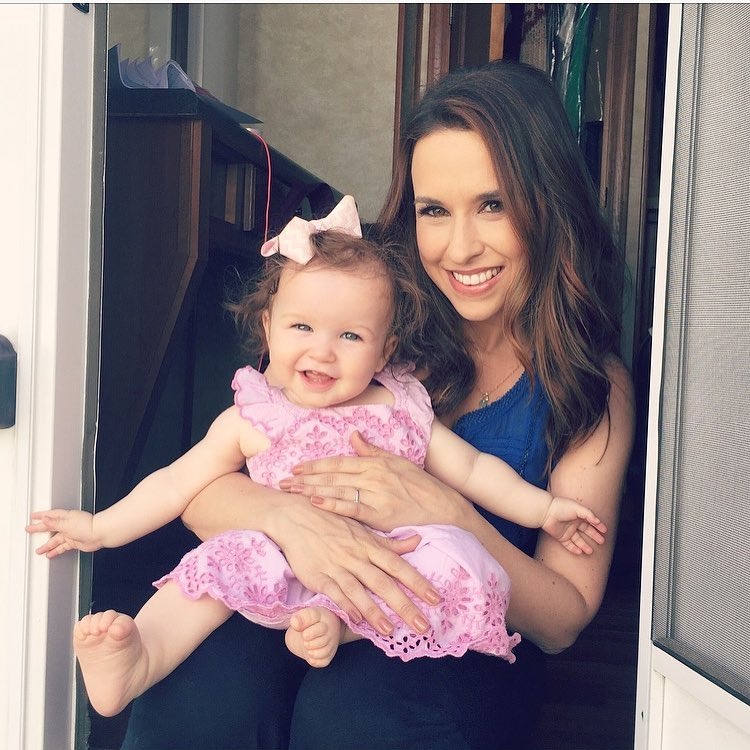 Who S Lacey Chabert Husband David Nehdar Wiki Wedding Net Worth Age