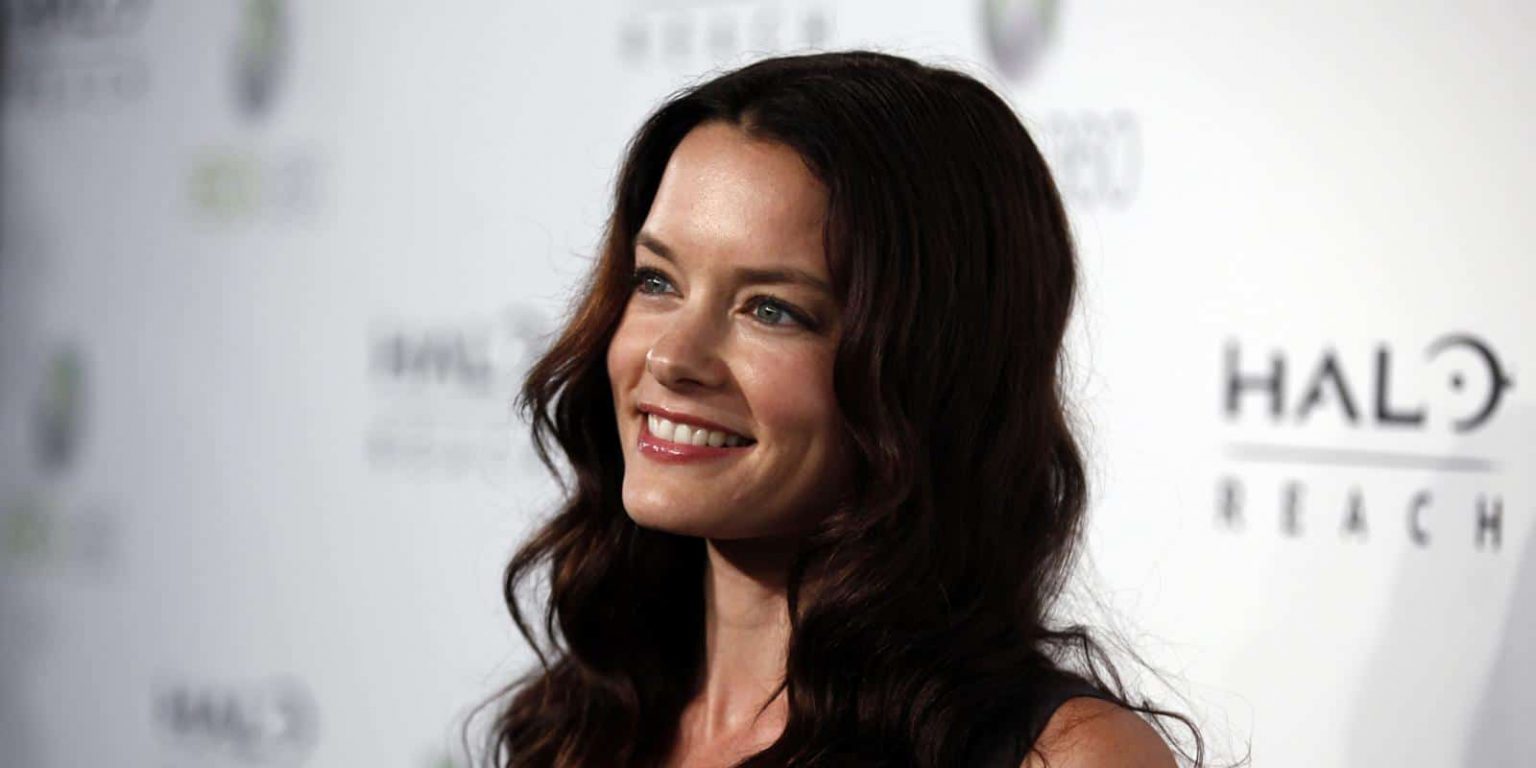 Who's actress Gina Holden from "Supernatural"? Wiki: Married, Net Worth