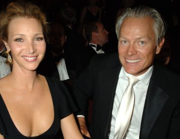 Who is Lisa Kudrow’s Husband, Michel Stern? His Wiki: Age, Net Worth, Wedding, Wife, Children, Family