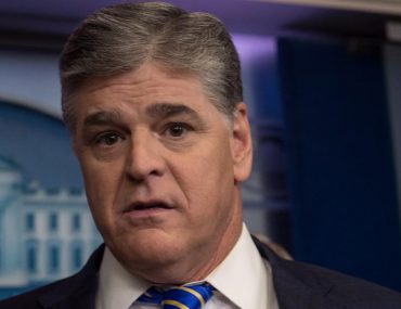 Who is Sean Hannity from Fox News? His Life Wiki: Wife, Net Worth, Family & Marriage