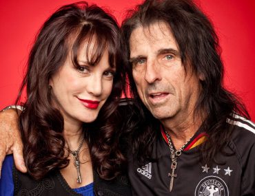 Who Is Alice Cooper’s Wife, Sheryl Goddard? Her Wiki: Age, Net Worth, Young, Plastic Surgery, Instagram