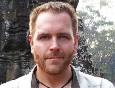 Who is Hallie Gnatovich’s husband Josh Gates from “Destination Truth”? His Bio: Marriage, Net Worth, Son, Wiki, Family, Parents