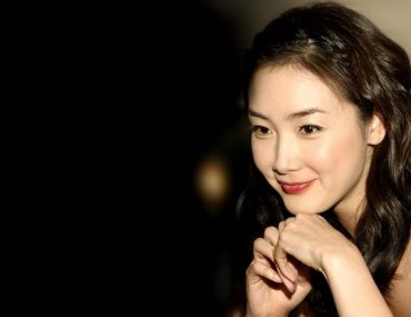 Who is South Korean actress Choi Ji-Woo? Her Bio: Husband, Married, Family, Net Worth, House