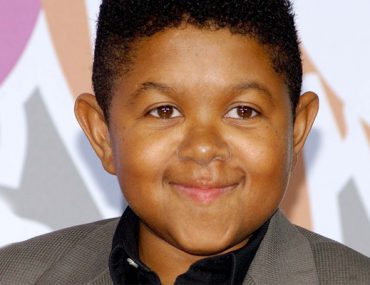 Is Emmanuel Lewis dead or still alive? Where is he today? His Bio: Wife, Net Worth, Marriage, Family, House