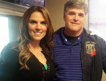 Who is Sean Hannity’s wife Jill Rhodes? Her Wiki: Age, Height, Socials, Bio, Married, Net Worth, Nationality