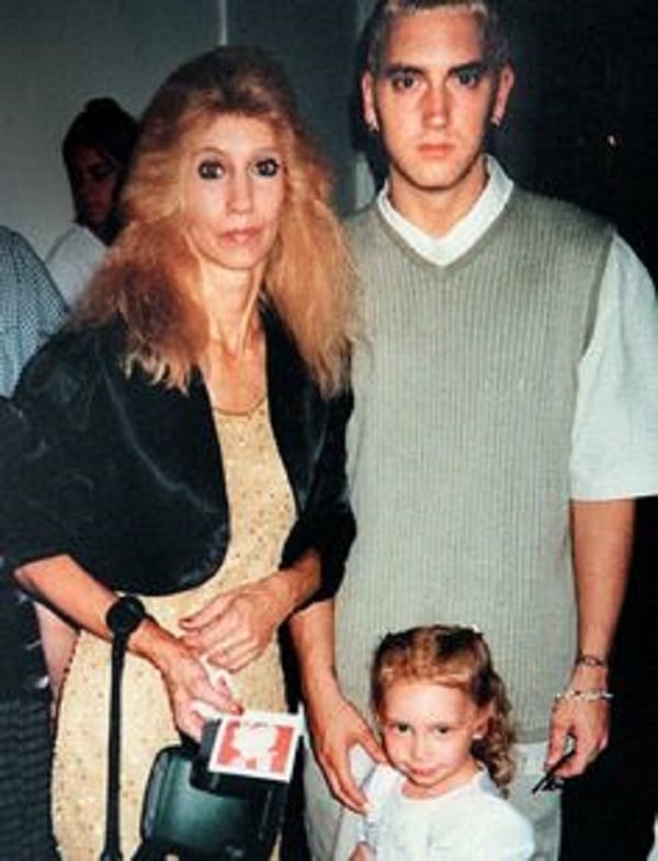 Who S Eminem S Mother Deborah Mathers Is She Dead Wiki Net Worth Height