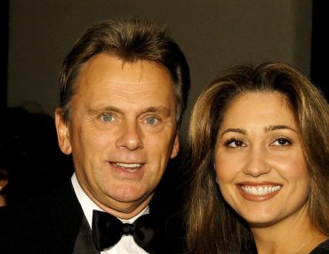 Who is Pat Sajak and how old is he? His Bio: Net Worth, Wife Lesly Brown, House, Wheel of Fortune Career, Wedding