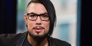 What's guitarist Dave Navarro doing now? Bio: Spouse, Net Worth, Mother