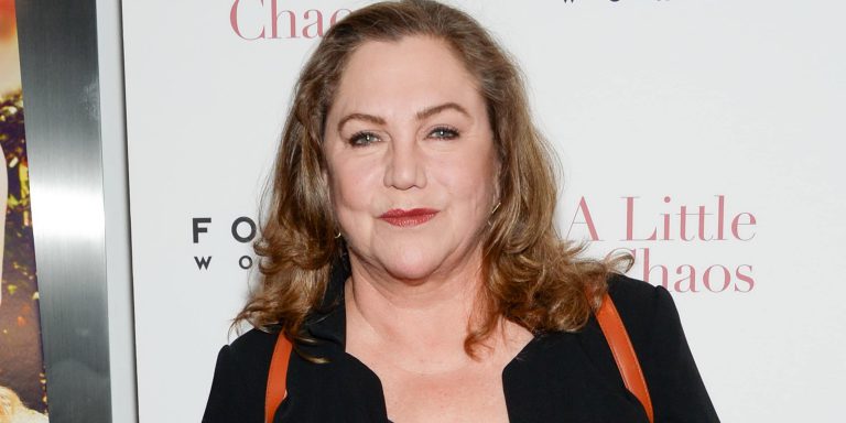 Who's Kathleen Turner from “Romancing the Stone”? Wiki: Net Worth, Kids