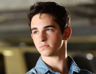 Who is actor Zachary Gordon from “Diary of a Wimpy Kid”? His Wiki: Net Worth Now, House, Family, Parents, Facts