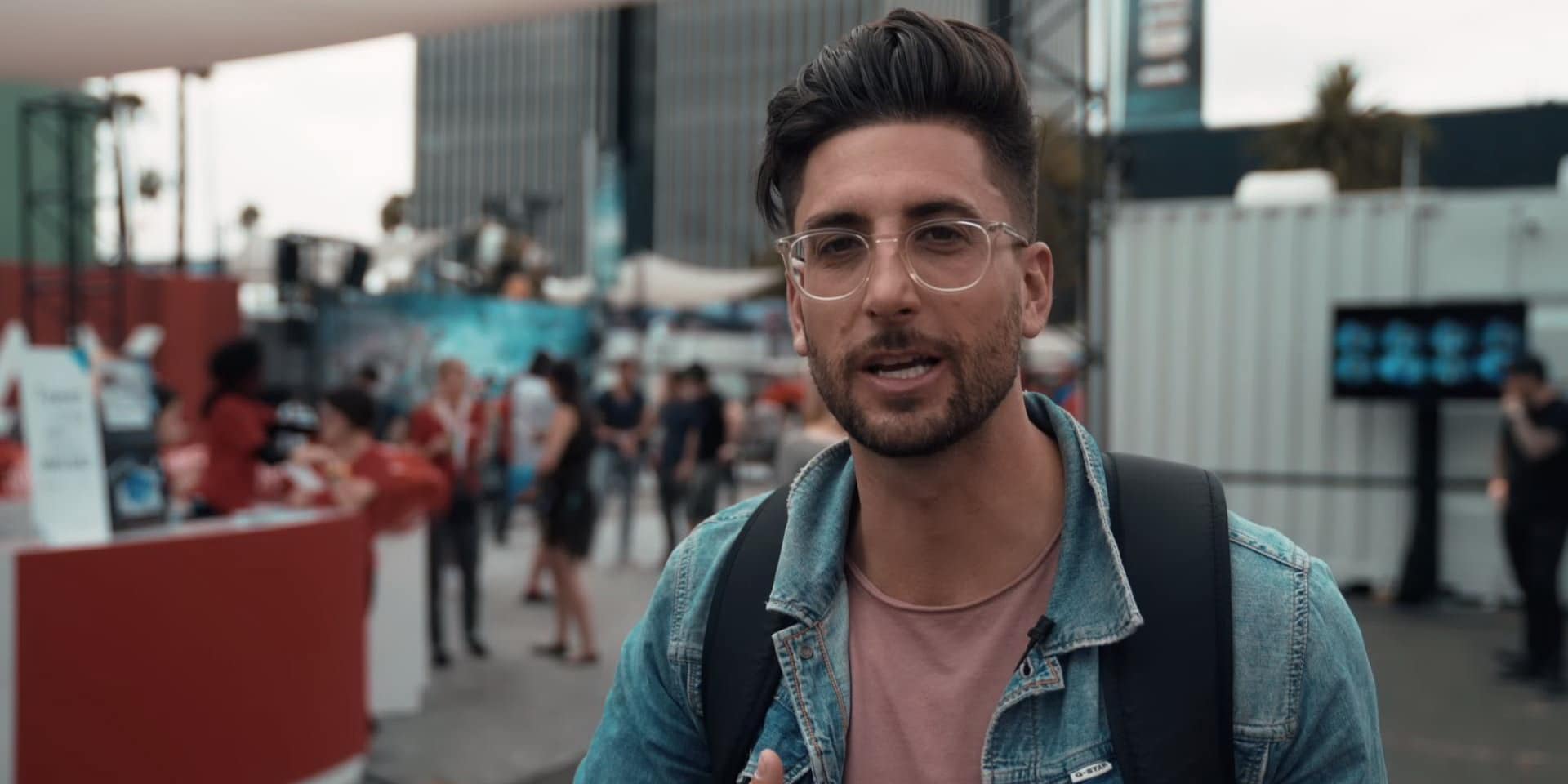Who is YouTuber Jesse Wellens? 