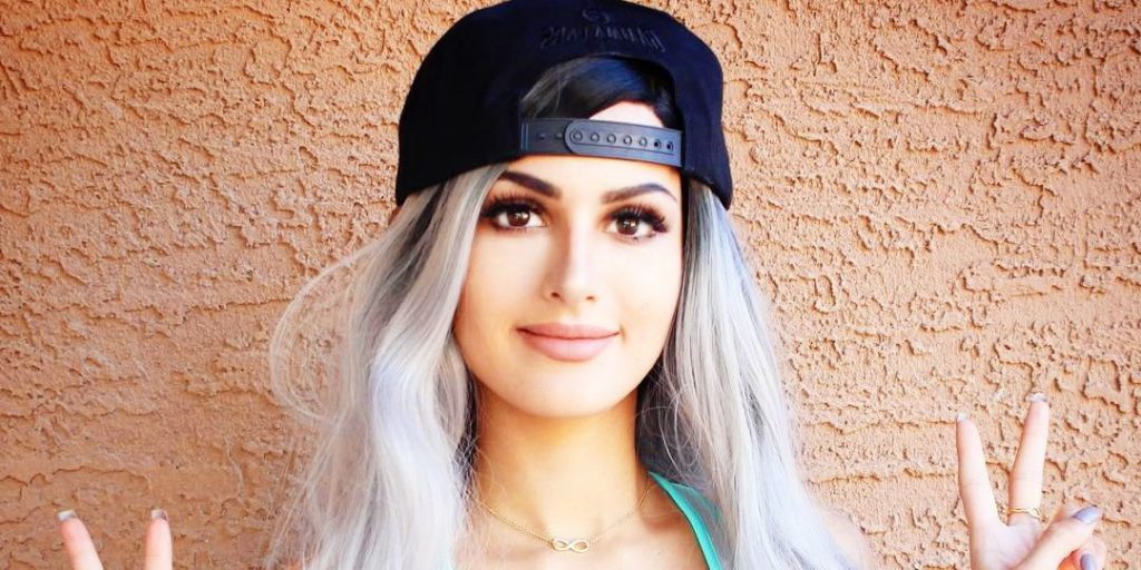 Who is Sssniperwolf dating or is she single? Wiki Age, Boyfriend