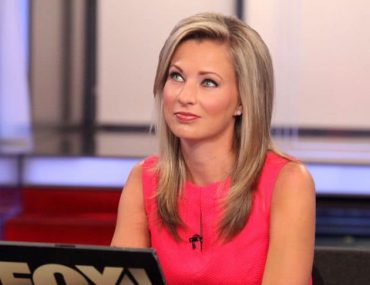 Who is journalist Sandra Smith from Fox News? Her Bio: Education, Net Worth, Married, Salary, Family
