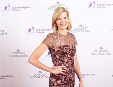 Who is Kate Snow from NBC? Her Bio: Salary, Net Worth, MSNBC, Young Career, Kids