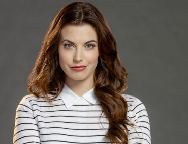 Is Meghan Ory related to Jessica Lowndes? Her Bio: John Reardon, Bay, Family, Net Worth, Siblings