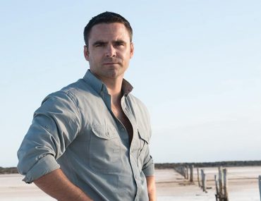 What is Dustin Clare doing now? His Bio: Wife Camille Keenan, Net Worth, Baby, Daughter, Tattoo