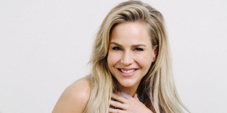 Who is Julie Benz from Dexter? Wiki: Husband, Net Worth, Kids, Pregnant