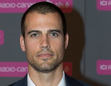 Who is actor Thomas Beaudoin? His Wiki: Wife, Relationship, Wedding, Family, Net Worth