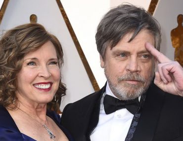 Who is Mark Hamill's wife Marilou York? Her Bio: Birthday, Net Worth, Family, Kids, Facts