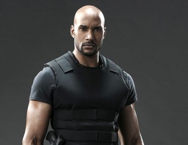 Who is Henry Simmons? His Bio: Wife Sophina Brown, Twin Sister, Gay, Weight, Married