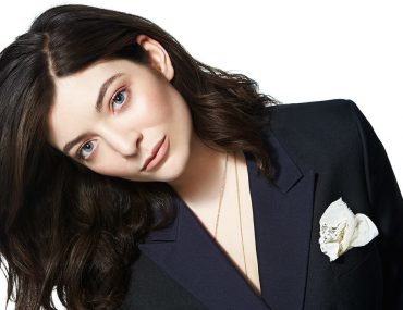 Who is Lorde's boyfriend today? Did she break-up with Asian? Wiki Bio
