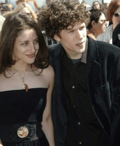 Jesse Eisenberg's wife, Anna Strout Wiki Biography, age, baby