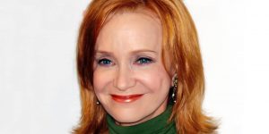 Swoosie Kurtz’s age, weight, sisters, net worth, surgery, Wiki ...