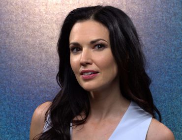 Who is Laura Mennell? wiki biography, measurements, husband