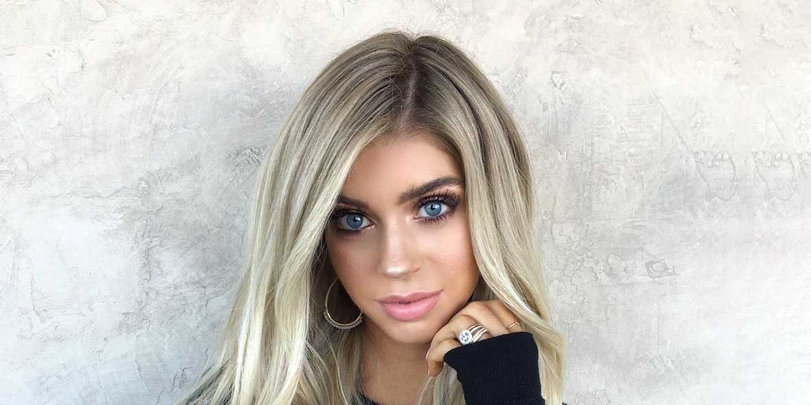 Contents1 Allie DeBerry Wiki and Age2 Net Worth3 Ethnicity and Background4 ...