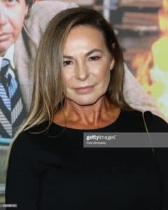 Linda Doucett, Who is Garry Shandling ex-wife? Wikipedia, Biography