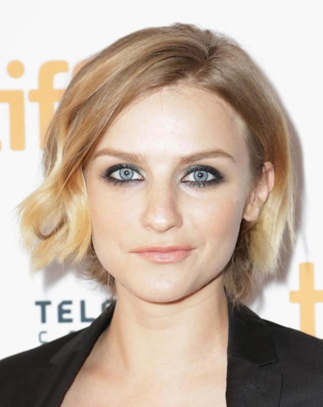 What is Faye Marsay doing now? Her Age, Height, Career, Spouse ...