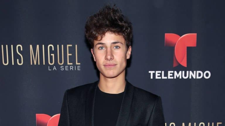Is Juanpa Zurita related to Humberto Zurita? His Age, Net Worth