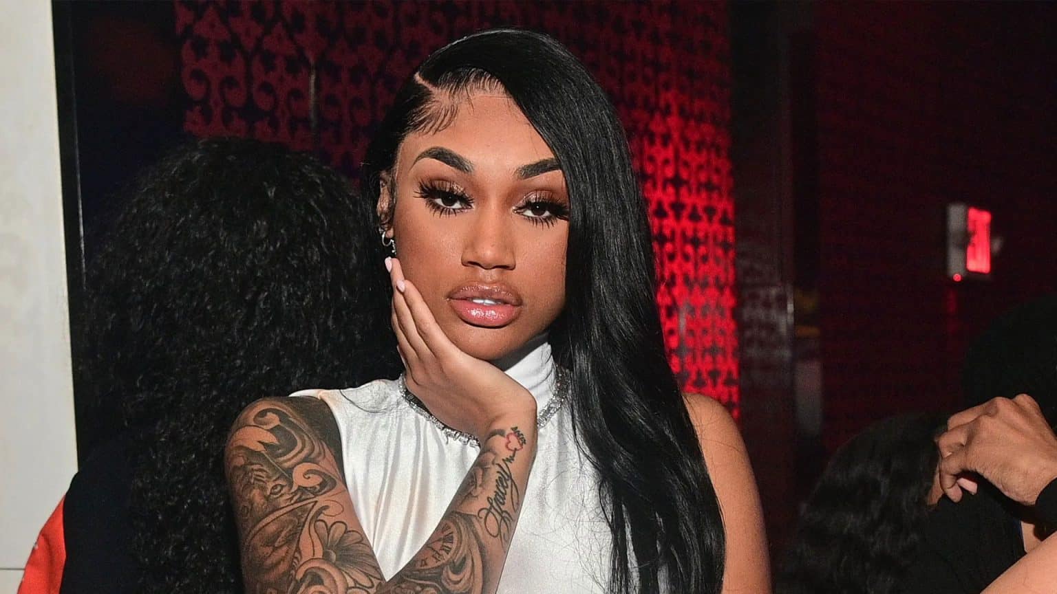 What is Jania Meshell famous for? Her Age, Height, Leaked, Life