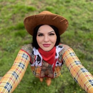 Heidi Lavon: Twitch Partner, YouTuber and Tattoo Magazine Writer