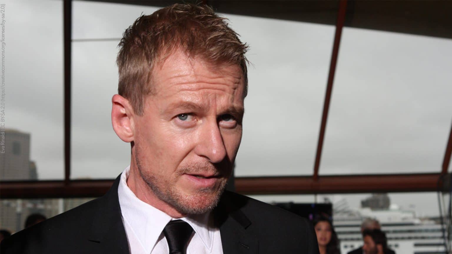 Richard Roxburgh Face How did Richard Roxburgh meet his wife? His Age, Height, net worth ...